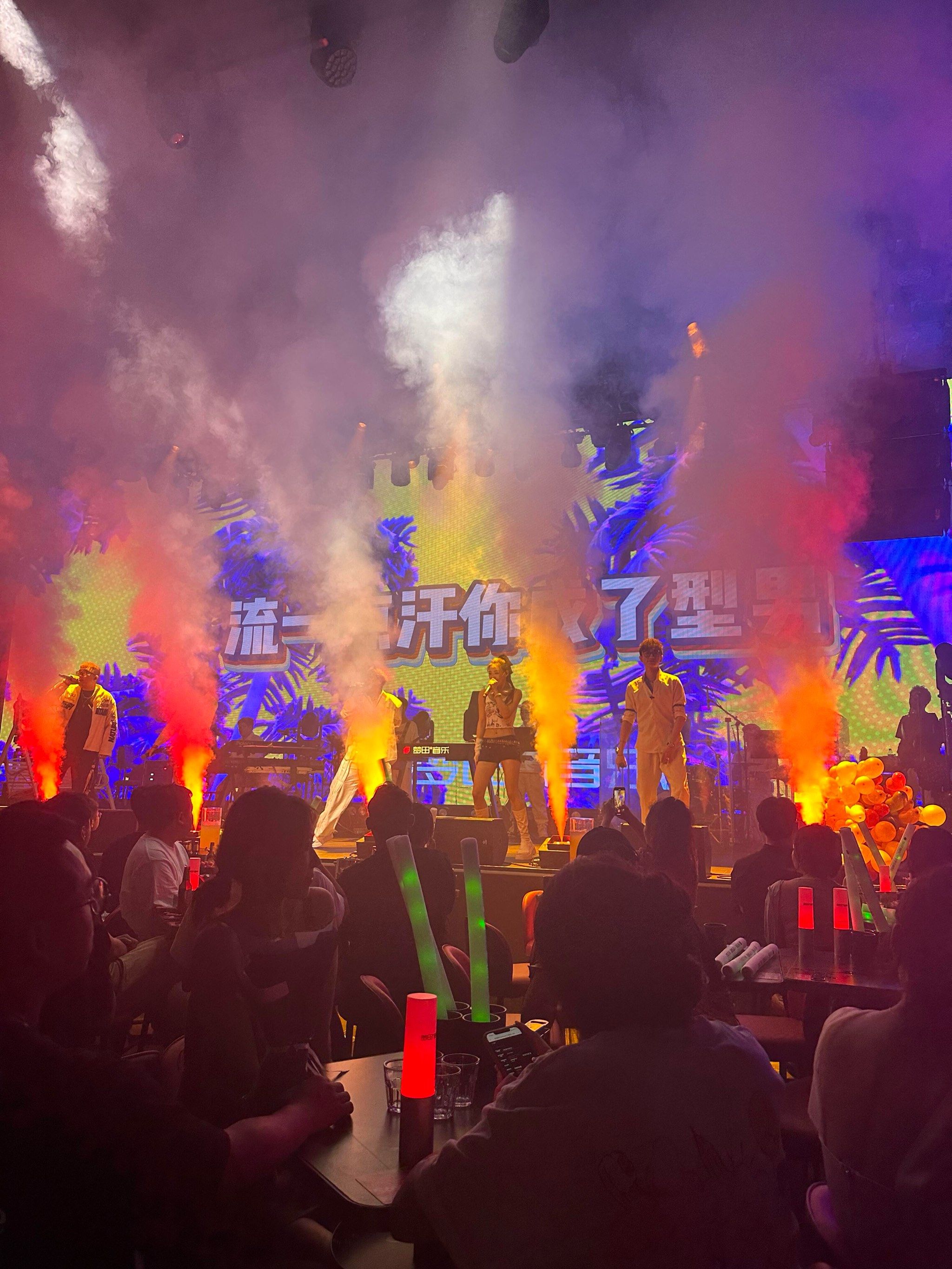 齐齐哈尔商务ktv丨尽享高端商务娱乐-碾子山区ktv预定